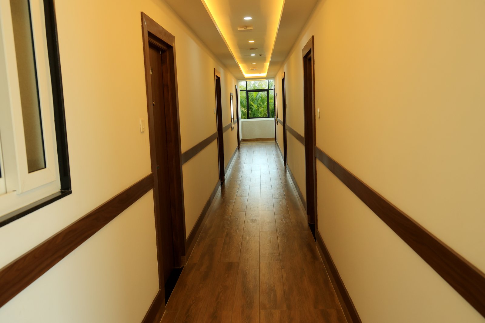 Hotel Vishaka Paark corridor