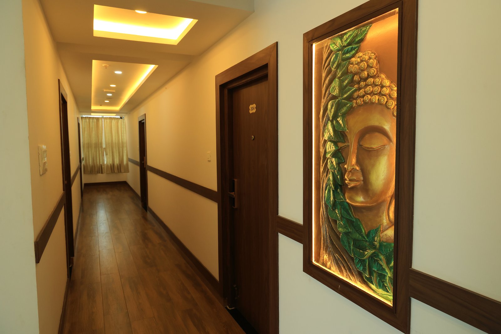 Hotel Vishaka Paark corridor